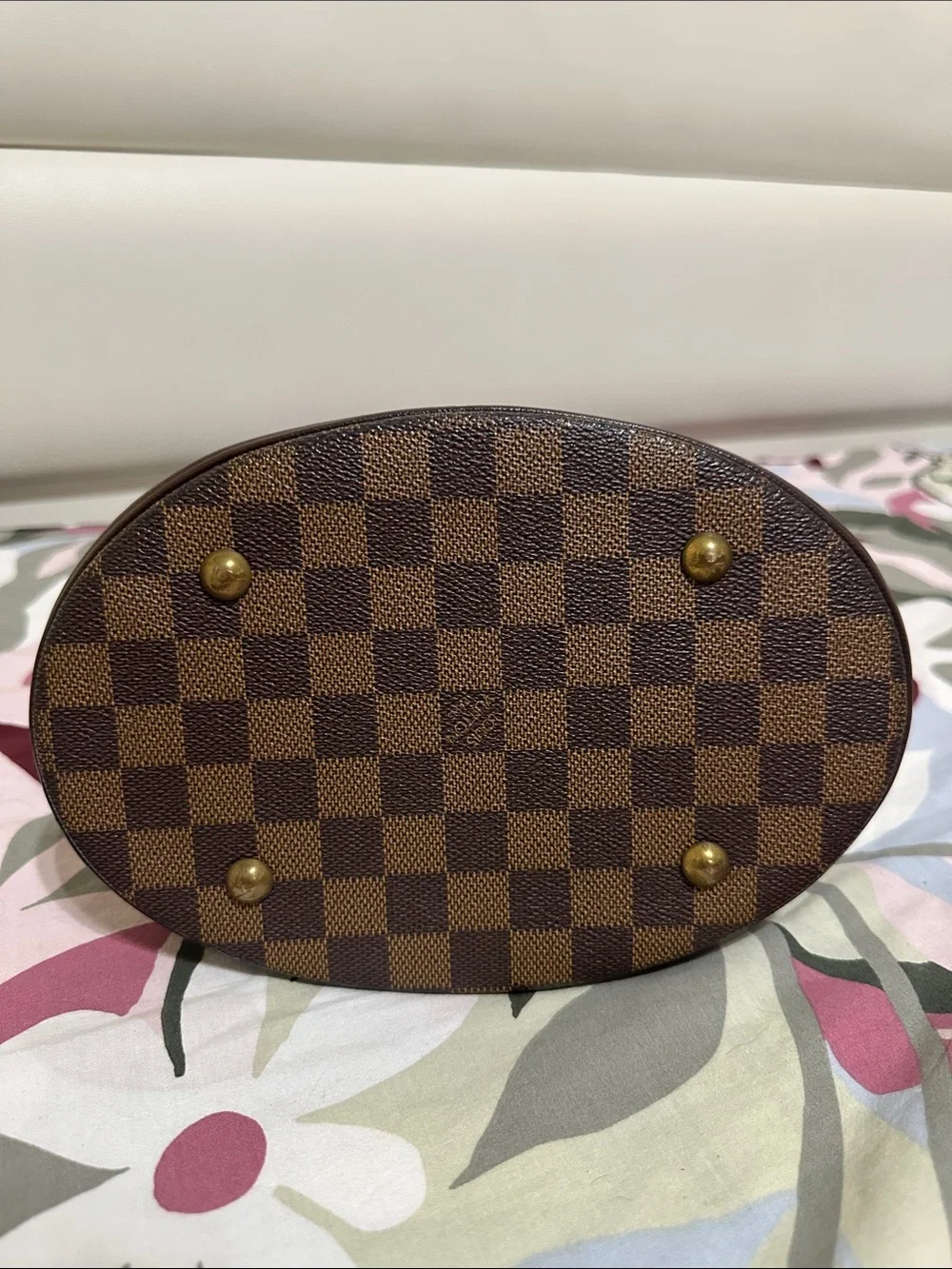 Louis Vuitton Damier Ebene Marais Bucket Bag with Pouch